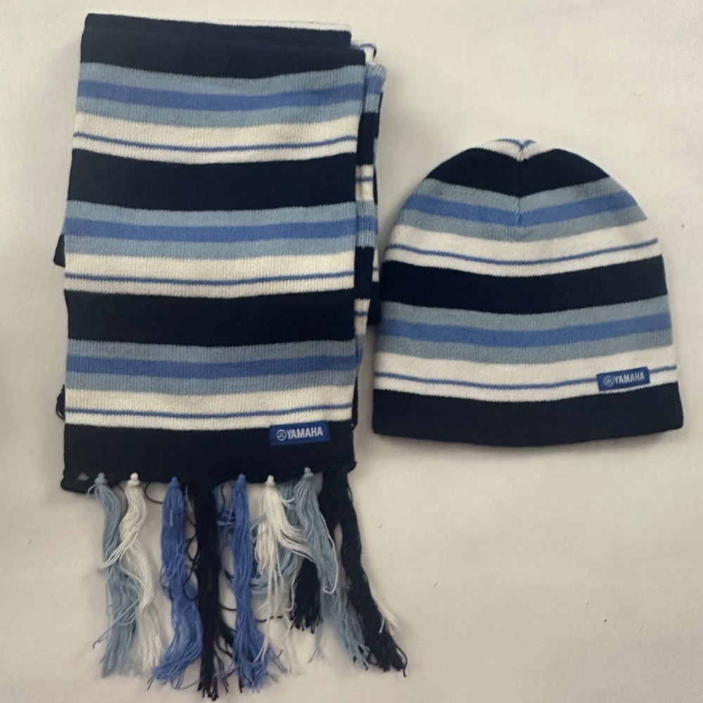New Yamaha Blue Stripes Logo Knit Beanie Hat One Size and Scarf